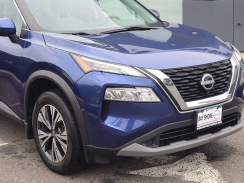 Certified 2023 Nissan Rogue SV AWD/4WD image 4