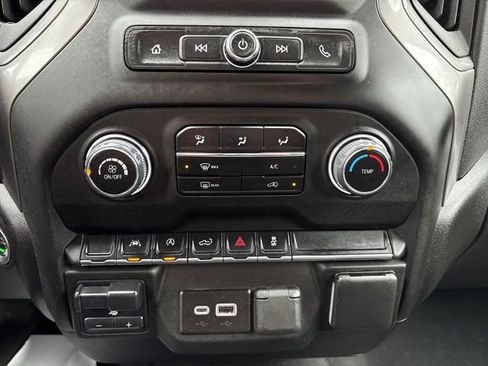 Used 2023 Chevrolet Silverado 1500 Custom AWD/4WD image 17