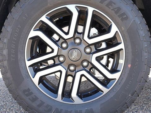 New 2025 Ford Ranger Lariat w/ FX4 Off-Road Package image 38