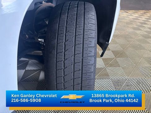 Certified 2018 Chevrolet Tahoe LT w/ RST Edition AWD/4WD image 28