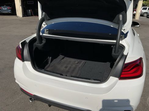 Used 2020 BMW 440i Coupe w/ M Sport Package image 27