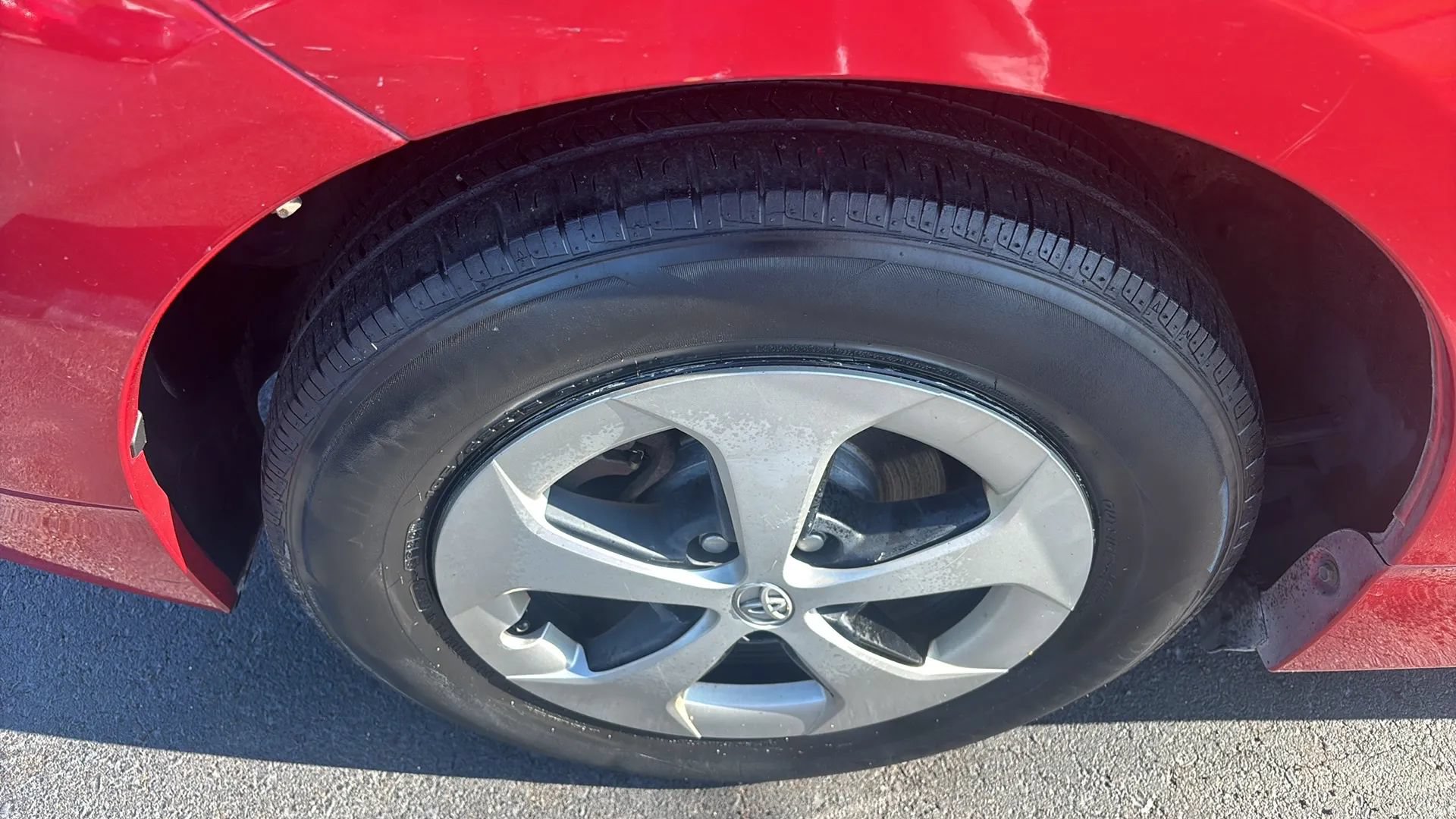 Used 2014 Toyota Prius Two FWD image 32