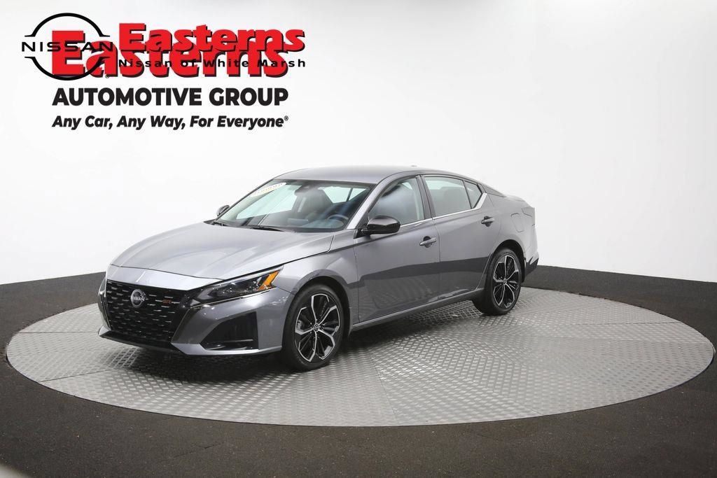 Used 2025 Nissan Altima 2.5 SR AWD/4WD image 56