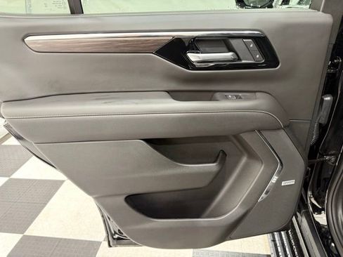 New 2026 Chevrolet Tahoe Premier image 21