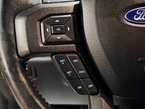 Used 2018 Ford F150 XLT w/ Equipment Group 302A Luxury AWD/4WD image 31