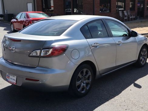 Used 2012 MAZDA MAZDA3 i Sport image 6