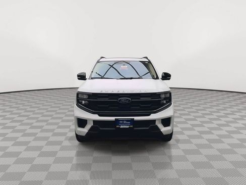 Used 2025 Ford Expedition Active AWD/4WD image 42