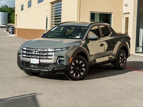 New 2026 Hyundai Santa Cruz SEL FWD image 2