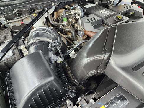 Used 2022 RAM 3500 Laramie image 21