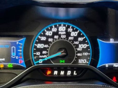 Used 2016 Ford C-MAX SE image 17