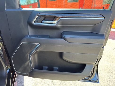 Used 2023 GMC Sierra 1500 Elevation image 13