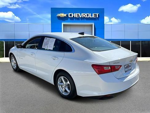 Certified 2017 Chevrolet Malibu LS image 5