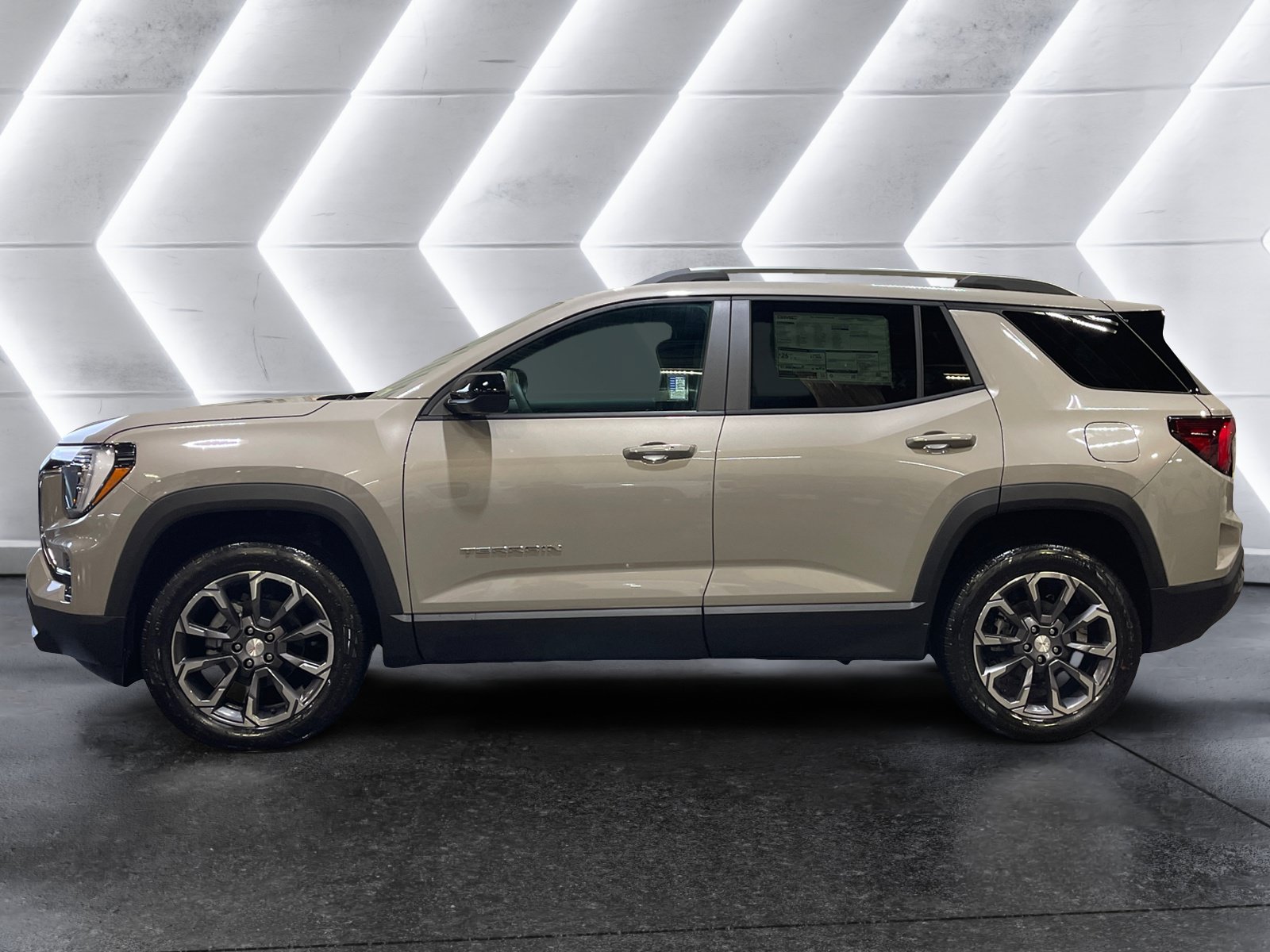 New 2027 GMC Terrain Elevation w/ Elevation Premium Package AWD/4WD image 3