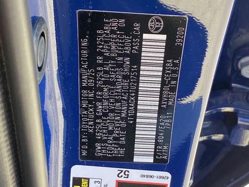 Used 2026 Toyota Camry SE image 13