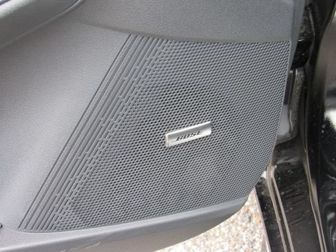 New 2026 Nissan Sentra SR w/ SR Premium Package FWD image 17