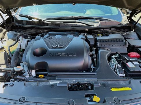 Used 2022 Nissan Maxima SR w/ Sport Mat Group image 29