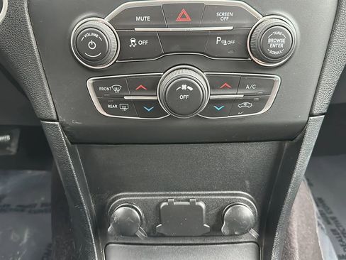 Used 2017 Dodge Charger Police w/ Fleet Park Assist Group image 33