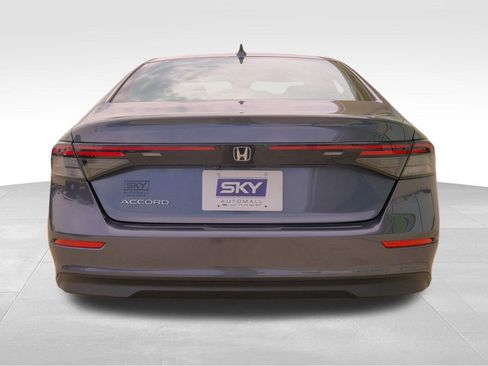 Used 2024 Honda Accord EX image 6