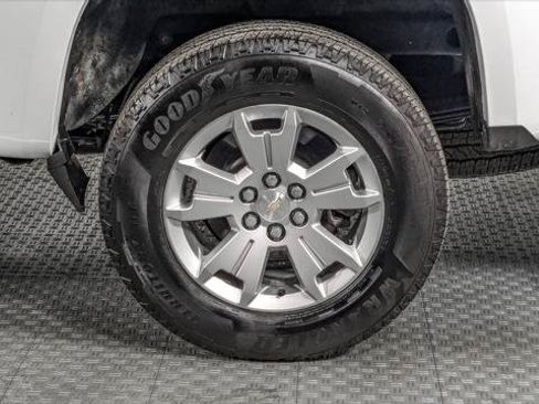 Used 2022 Chevrolet Colorado LT w/ Fleet Safety Package RWD image 32