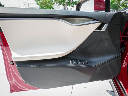 Used 2021 Tesla Model S Long Range Plus AWD/4WD image 14