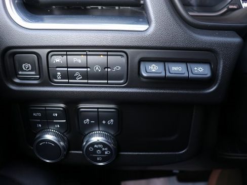 Used 2021 GMC Yukon AT4 image 24