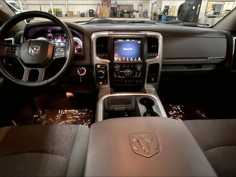 Used 2019 RAM 1500 Big Horn image 14