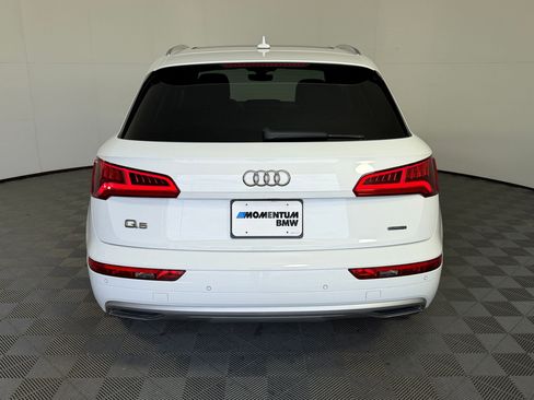 Used 2019 Audi Q5 Prestige w/ Prestige Package image 10