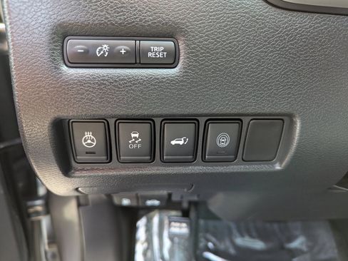 Used 2019 Nissan Murano Platinum image 14