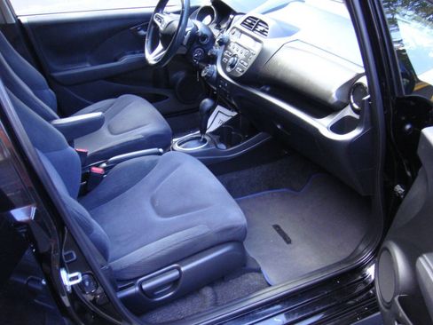 Used 2013 Honda Fit Sport image 13