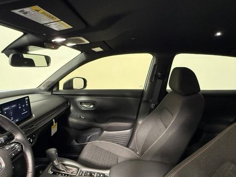 Used 2026 Honda HR-V Sport image 33