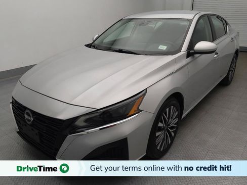 Used 2023 Nissan Altima 2.5 SV AWD/4WD image 1