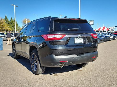Used 2021 Chevrolet Traverse RS image 8