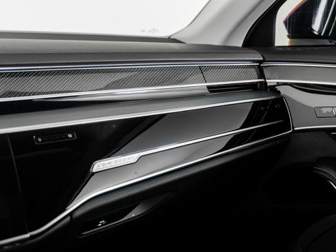 Used 2022 Audi S8 4.0T w/ S8 Executive Package image 35