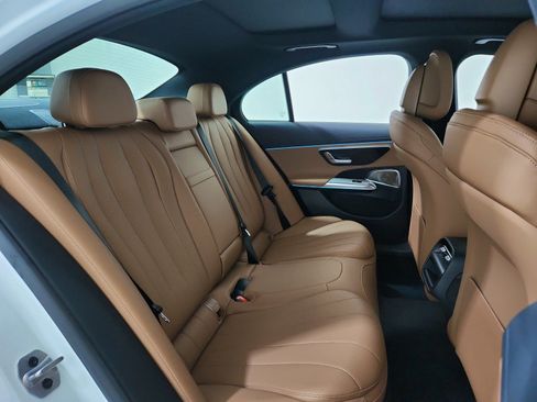 Certified 2026 Mercedes-Benz E 350 4MATIC Sedan image 21