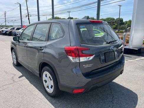 Used 2023 Subaru Forester AWD/4WD image 5