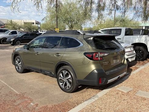 Used 2022 Subaru Outback Touring AWD/4WD image 5