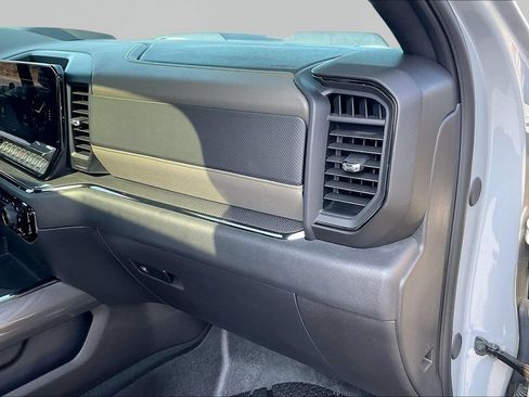 Used 2024 Chevrolet Silverado 1500 ZR2 w/ Technology Package AWD/4WD image 30