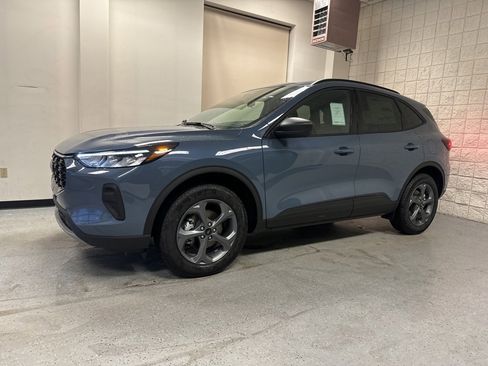 New 2026 Ford Escape ST-Line w/ Tech Pack #1 image 13