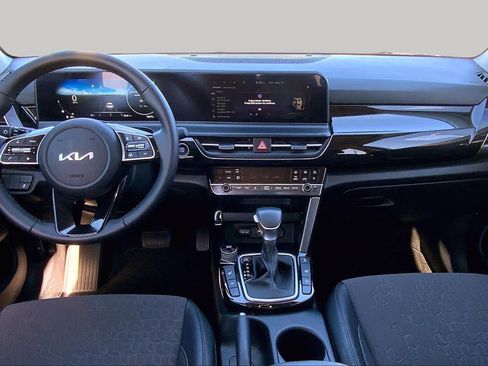 Used 2024 Kia Seltos X-Line AWD/4WD image 16