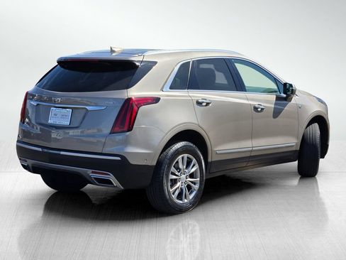 Used 2022 Cadillac XT5 Premium Luxury w/ Technology Package FWD image 4