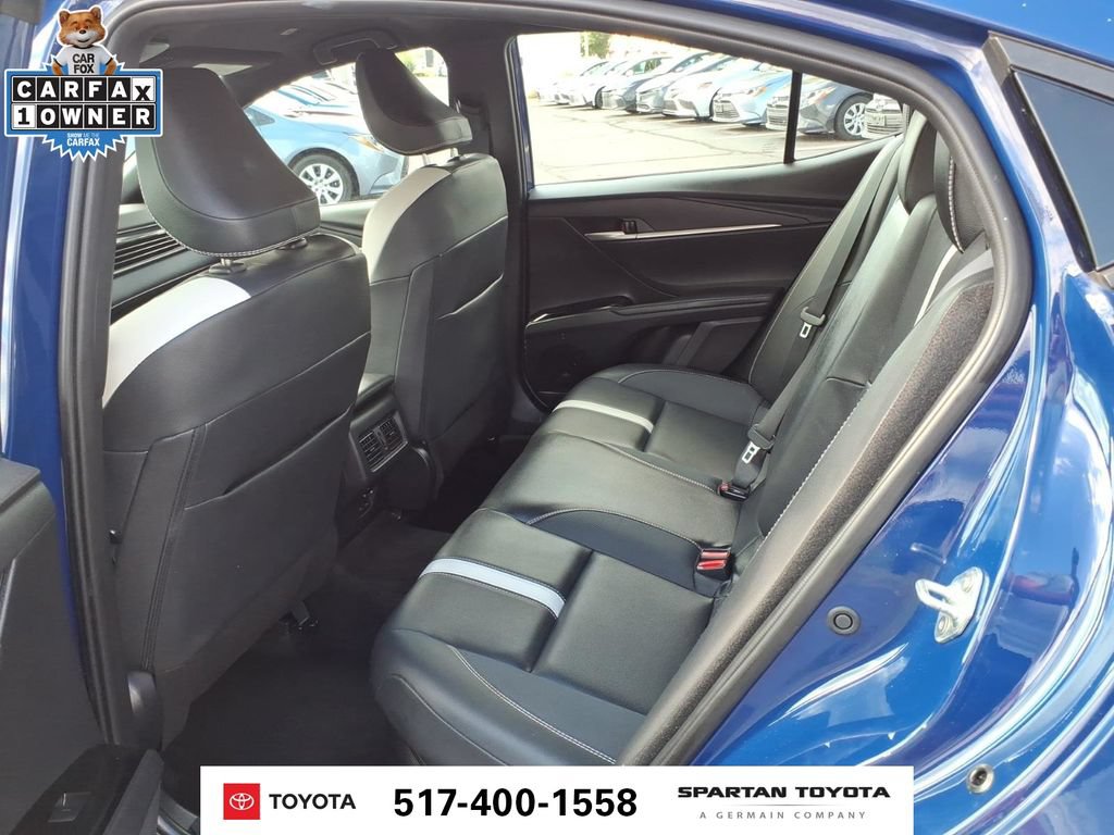 Used 2025 Toyota Camry SE FWD image 12