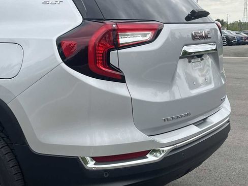 Used 2022 GMC Terrain SLT w/ Infotainment Package II AWD/4WD image 53