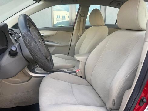 Used 2010 Toyota Corolla LE FWD image 16
