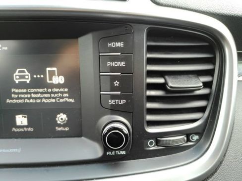 Used 2019 Kia Sorento AWD w/ LX Convenience Package image 43