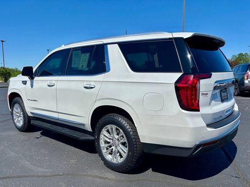 Used 2022 GMC Yukon SLT w/ SLT Premium Package AWD/4WD image 5
