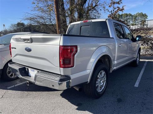 Used 2015 Ford F150 Lariat w/ Equipment Group 501A Mid image 4