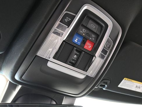 Used 2022 RAM 1500 Laramie image 22