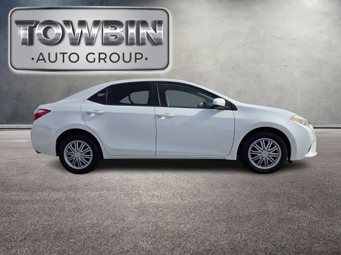 Used 2014 Toyota Corolla LE image 3