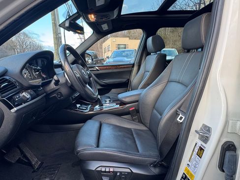 Used 2017 BMW X3 xDrive28i image 7