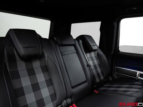 Used 2025 Mercedes-Benz G 550 image 39